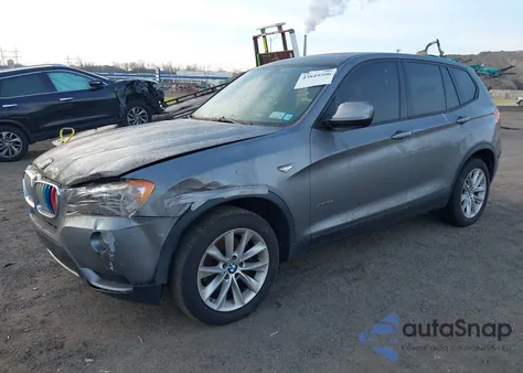 2013 BMW X3 xDrive28I z USA, uszkodzony, nr VIN 5UXWX9C53D0A26925
